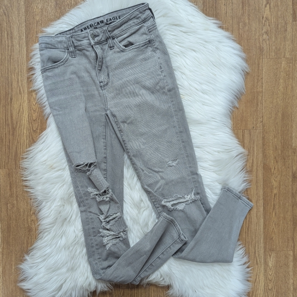 American Eagle Gray Distressed Hi Rise Jeggings